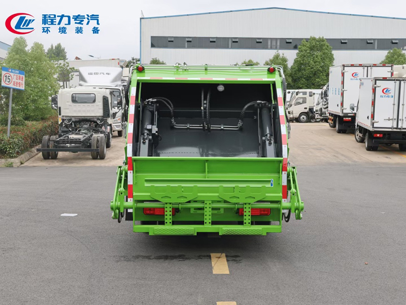 东风途逸压缩垃圾车