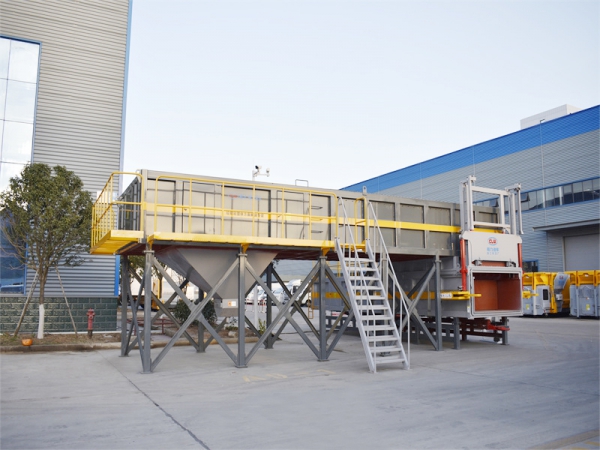 中大型水平直压式垃圾站