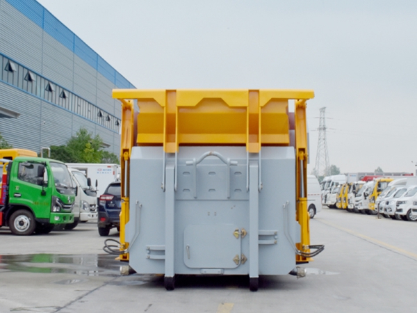 22方移动式垃圾压缩站