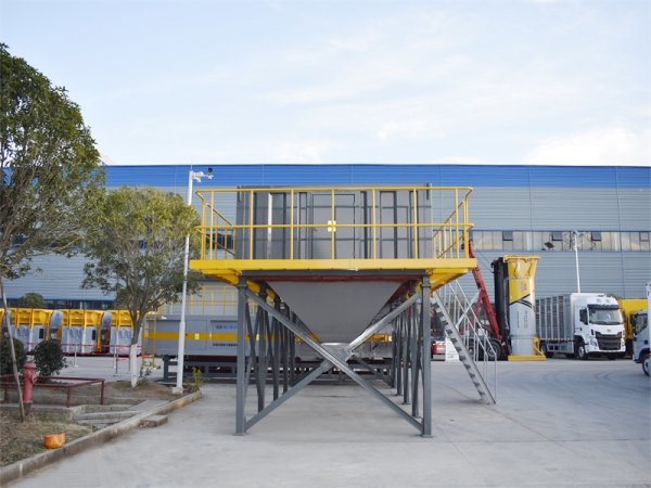 中大型水平直压式垃圾站